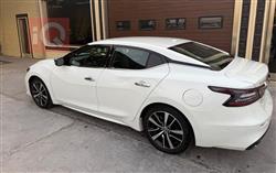 Nissan Maxima